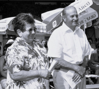 Beim Sommerfest 2012 wurden Johanna und Martin Binder aus dem Hausmeisterdienst verabschiedet